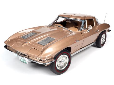 1963 corvette sting ray diecast in metal box|1963 Corvette 1 18 diecast.